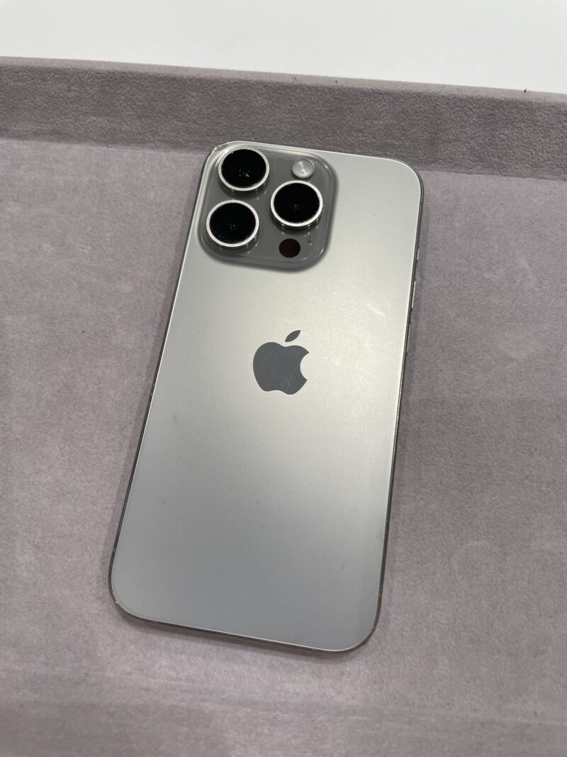 iPhone15Pro 256GB ドコモ◯ 中古品【みなとみらいコレットマーレ店】