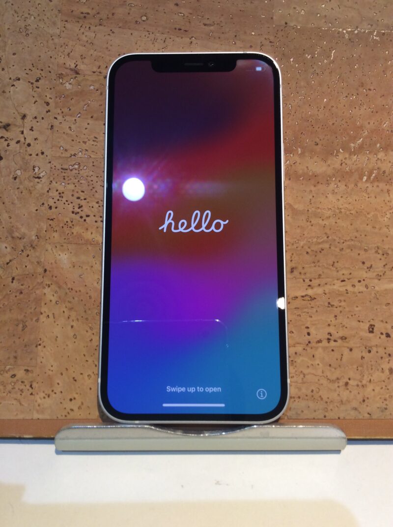 Apple iPhone12(アップル アイフォン12)docomo版,中古正常品【広島パルコ新館店】