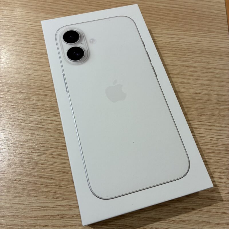 iPhone16