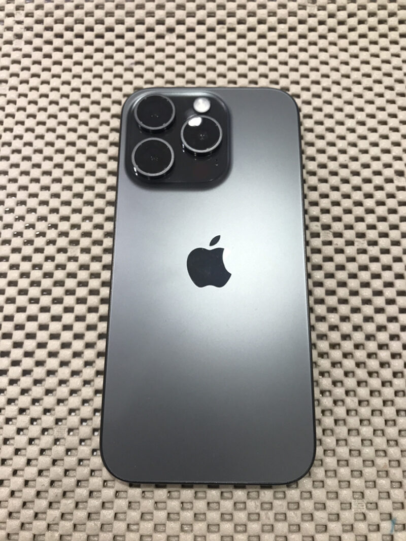iPhone15Pro 256GB SB〇 本体のみ【COCO東急プラザ蒲田】