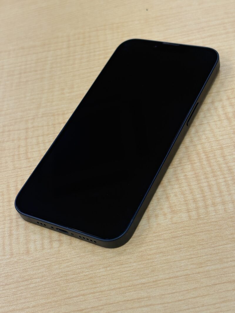 iPhone13 128GB 中古 docomo◯ SIMロックなし【平塚】