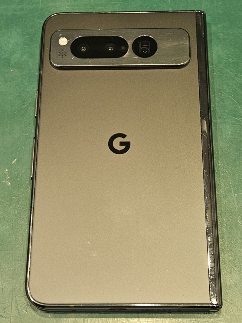 Pixel Fold　256GB　au△　中古本体のみ【横浜ビブレ店】