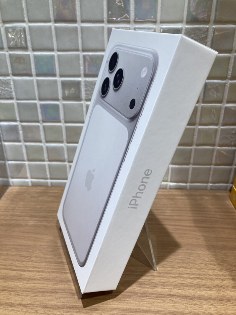 iPhone17PorMax 1TB シルバー　未アクティベート表記　新品未開封品　【錦糸町PARCO店】
