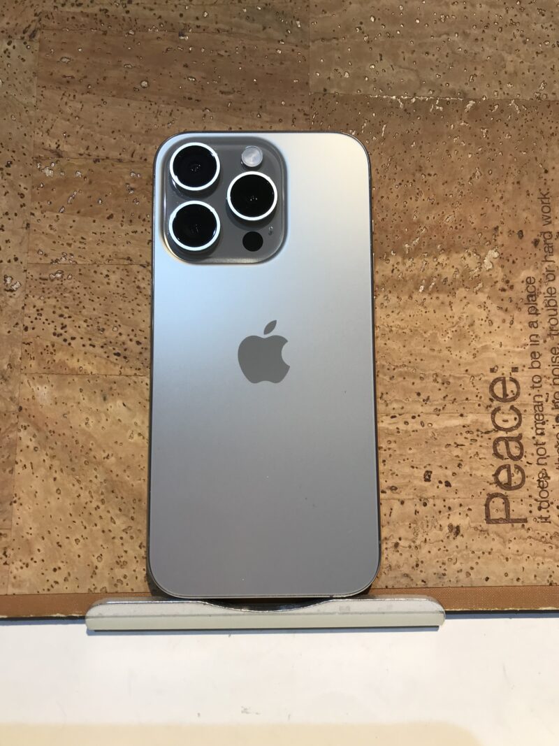 Apple iPhone15Pro(アップル アイフォン15プロ)docomo版△,中古正常品【広島パルコ新館店】