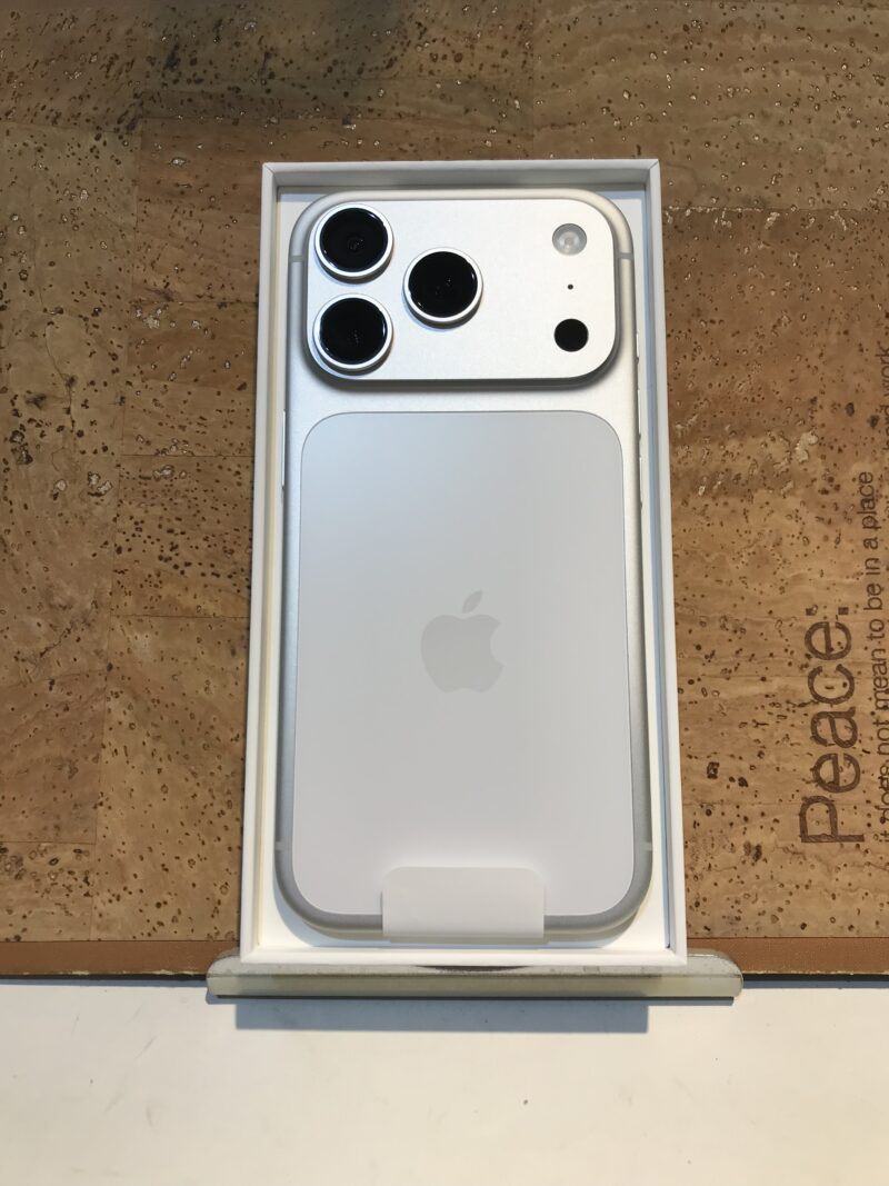 Apple iPhone17ProMax(アップル アイフォン17プロマックス)docomo版△,開封済み未使用品【広島パルコ新館店】