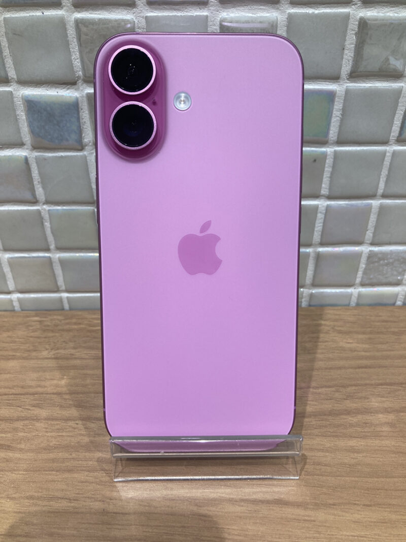 iPhone16