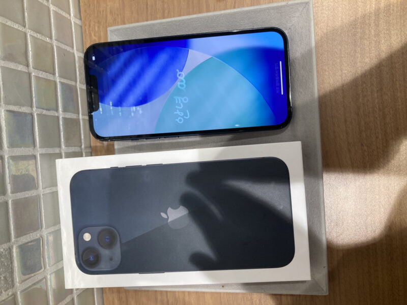 iPhone13