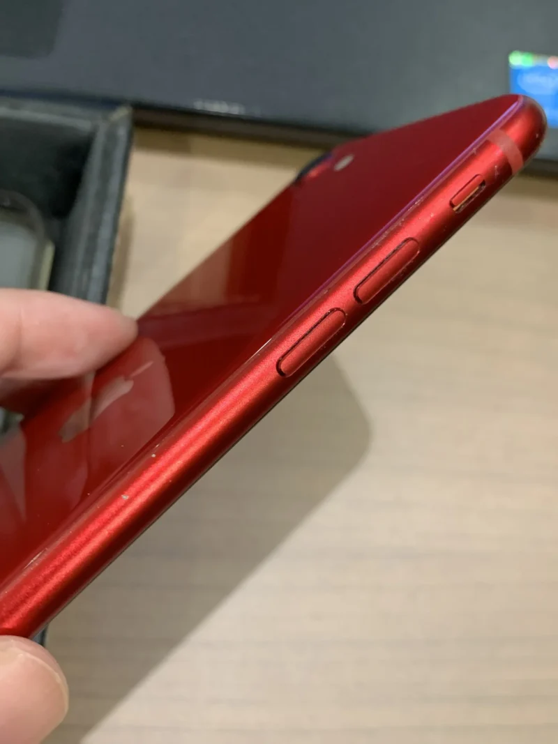 iPhone SE (第3世代) 128GB 15,000円