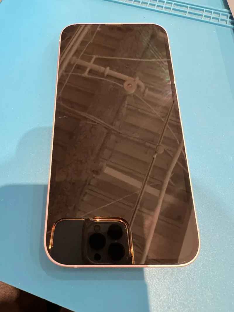 iPhone 14 128GB 42,000円