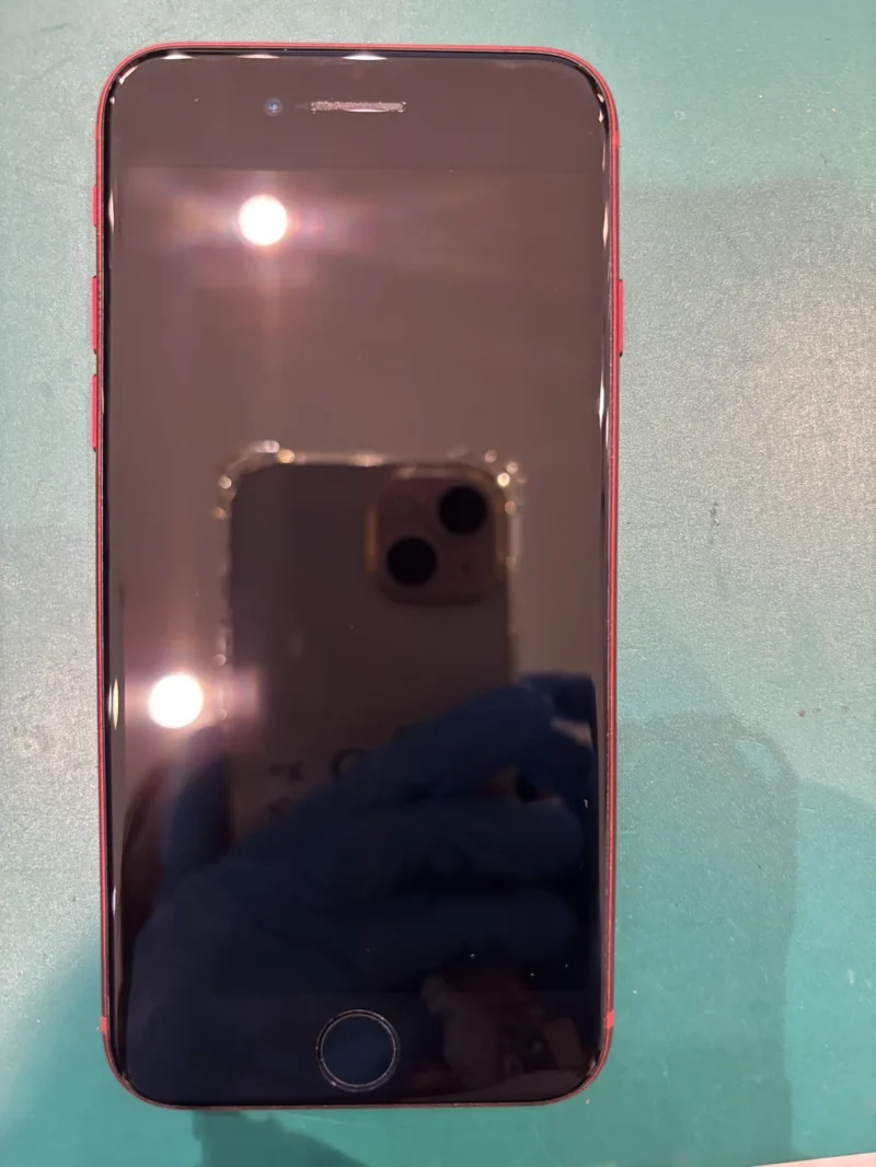 iPhone SE (第2世代) 64GB 7,000円