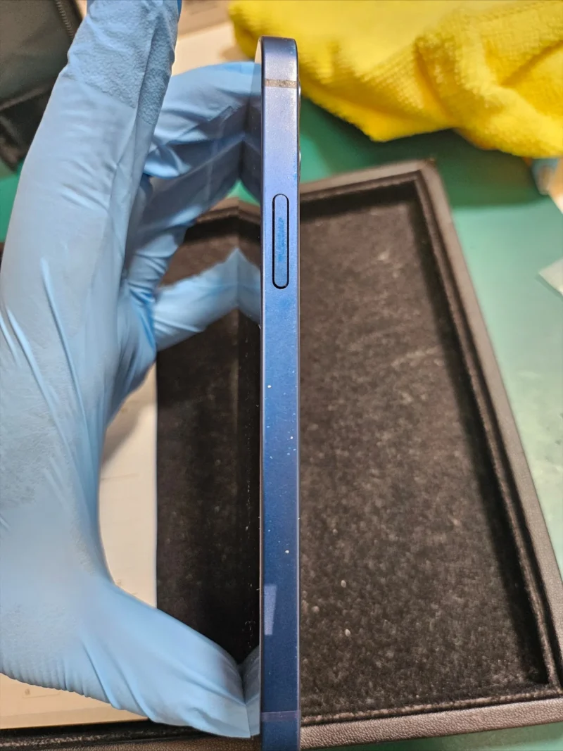 iPhone12 256GB 18,000円