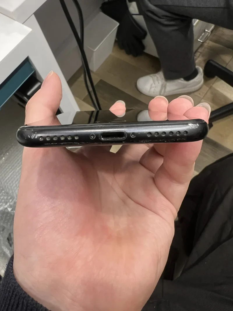 iPhone SE (第2世代)