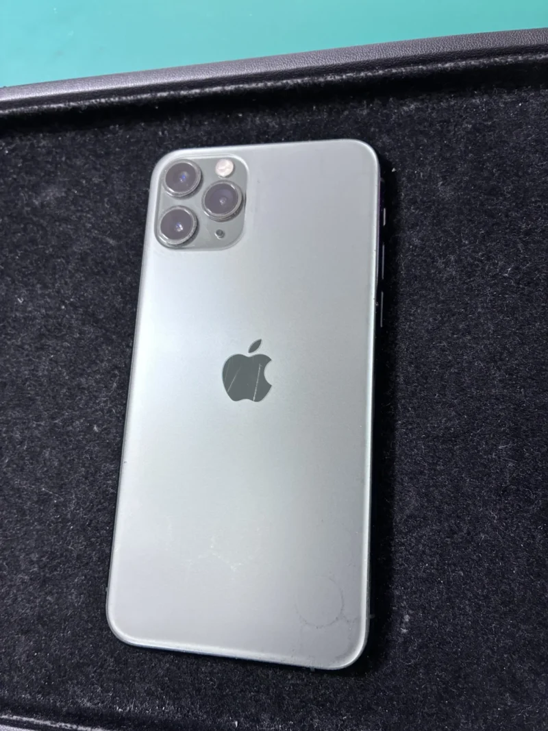 【摂津店】iPhone11Pro 256GB を9,000円で買取しました！