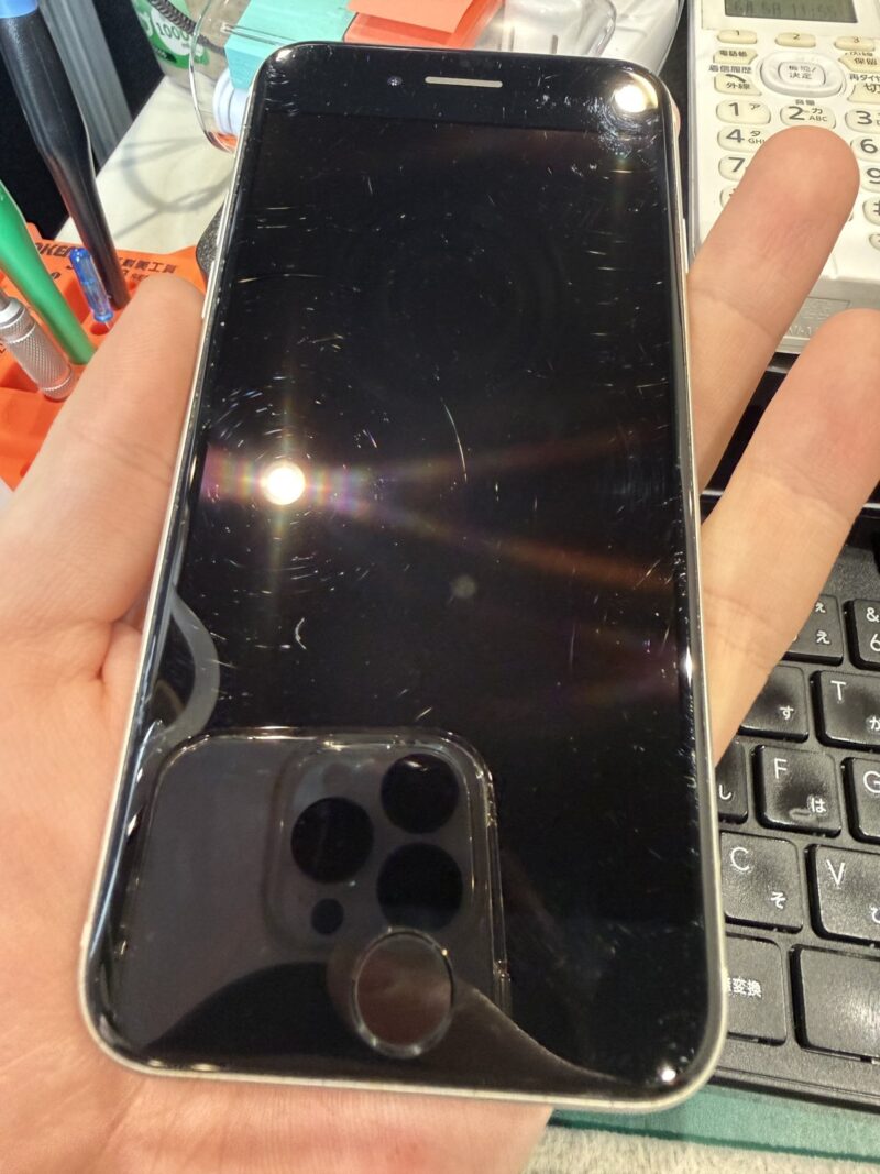 iPhone SE (第2世代) 64GB 5,000円