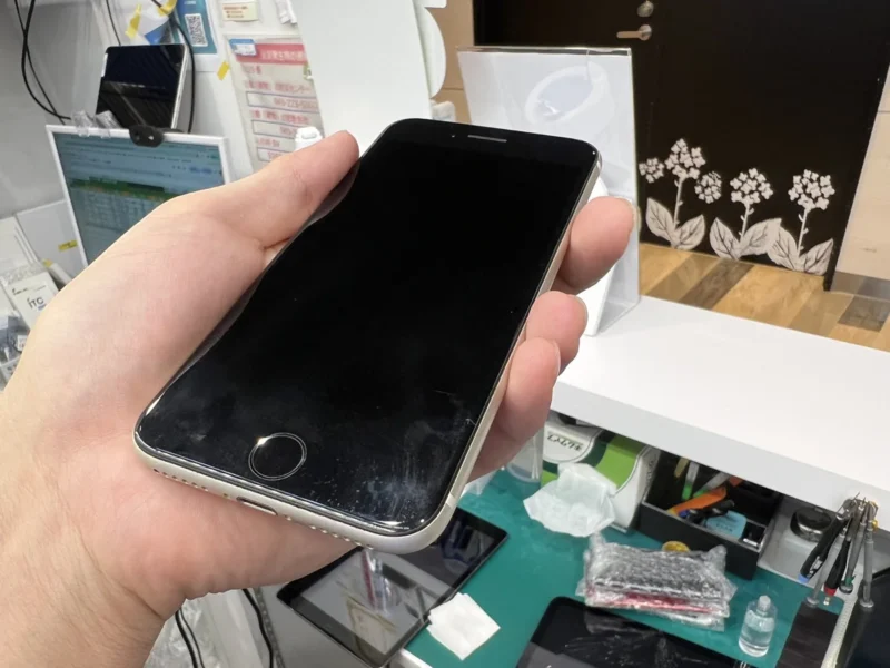 iPhone SE (第3世代)