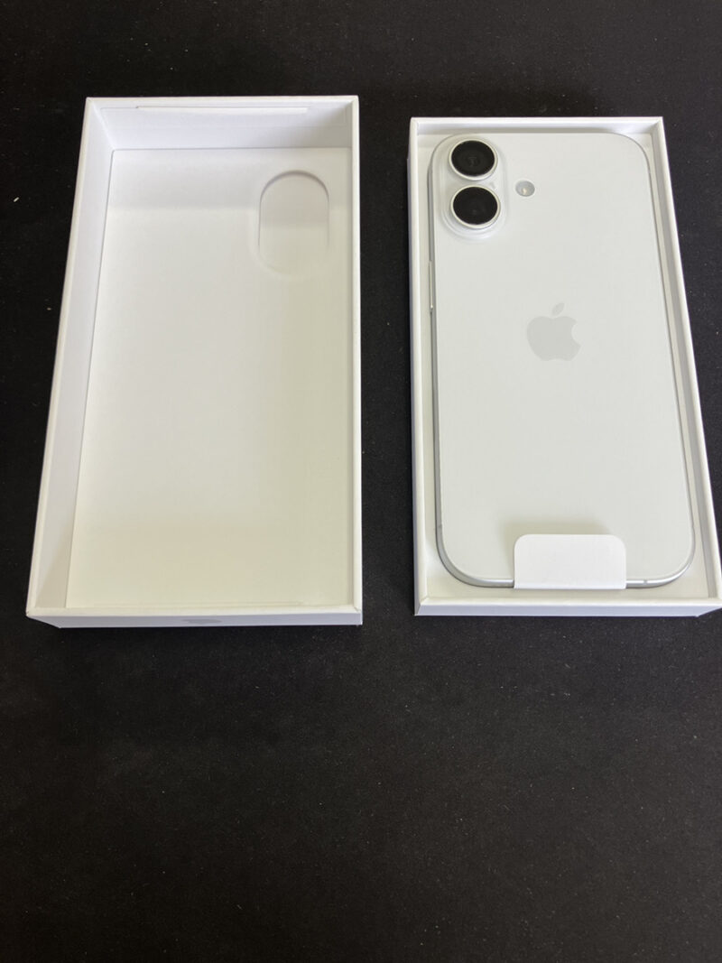iPhone17