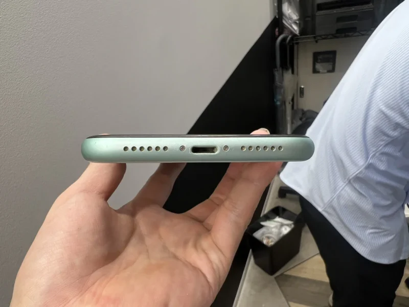 iPhone 11