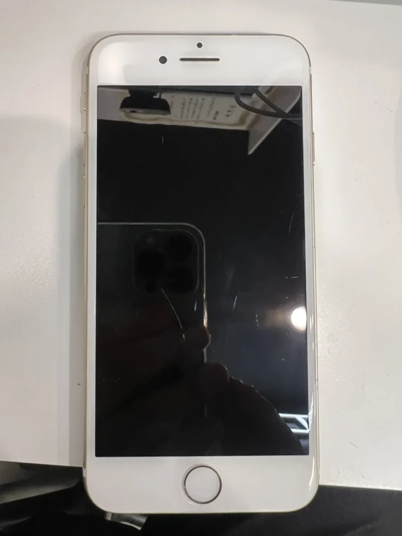 【ぺリエ千葉店】iPhone 7 32GB を1,000円で買取しました！