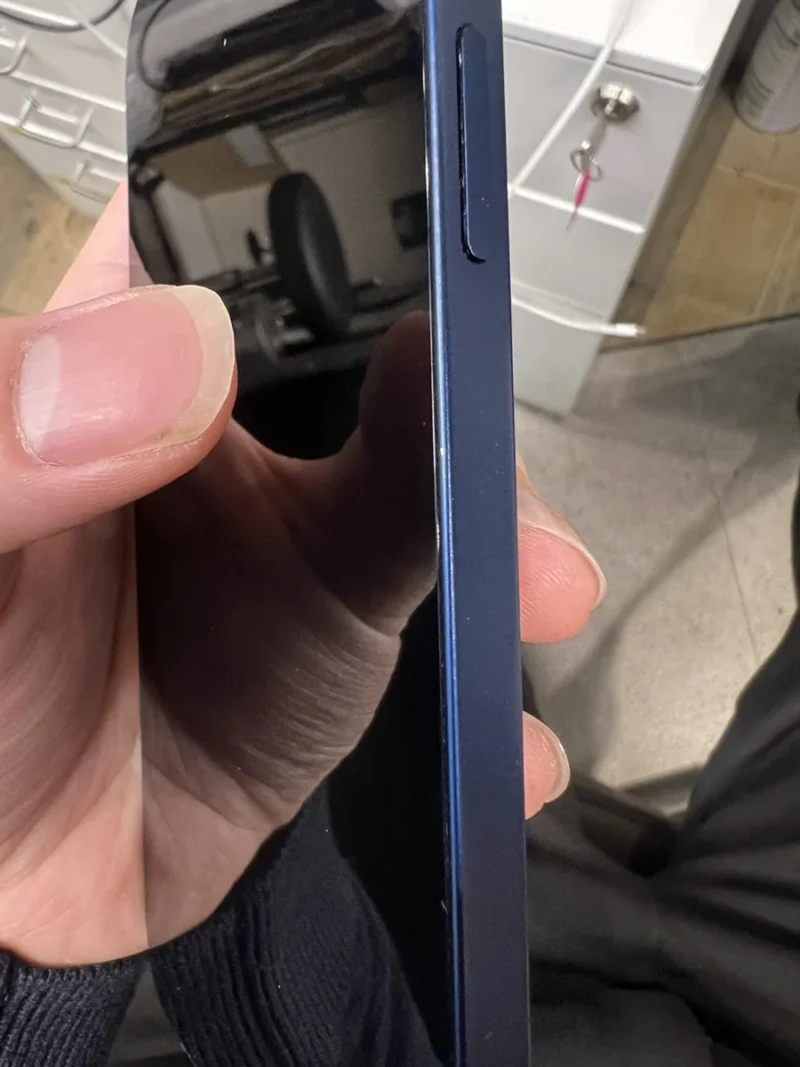 iPhone 12