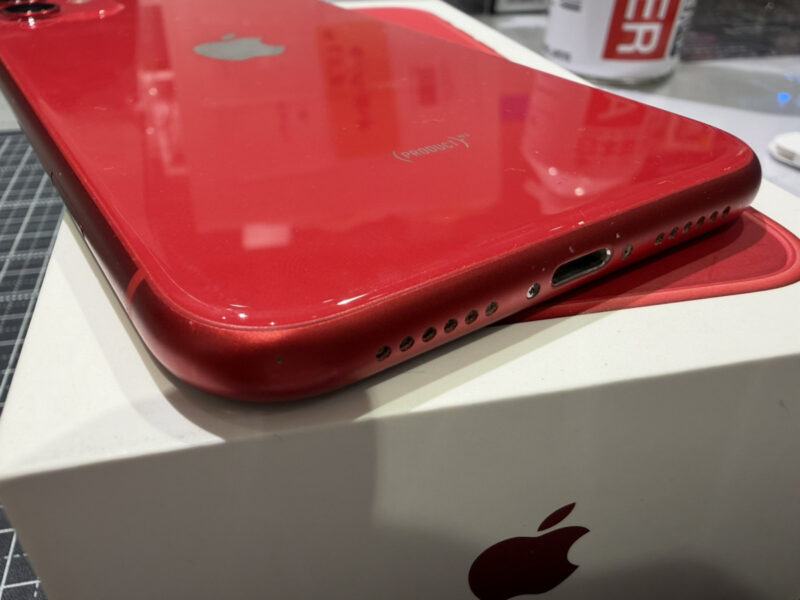 iPhone 11