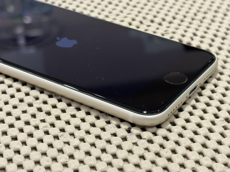 iPhone SE 第3世代