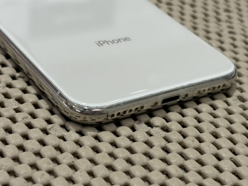 iPhone X