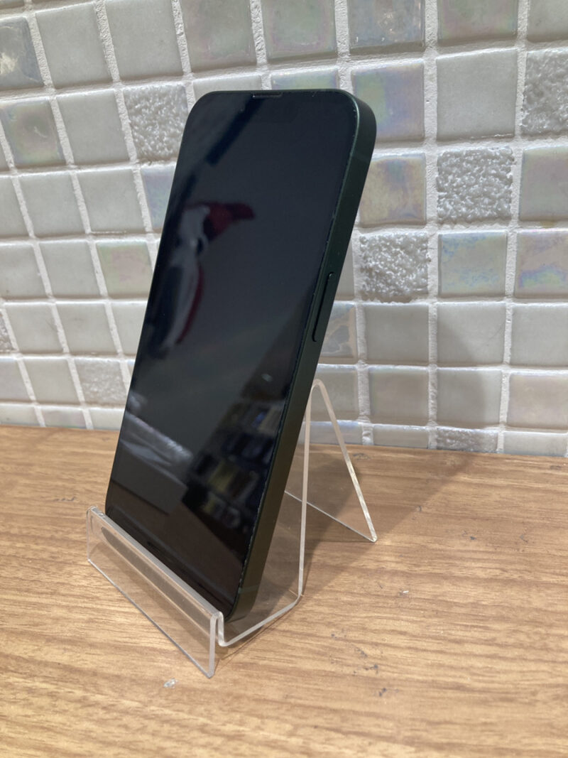 iPhone13