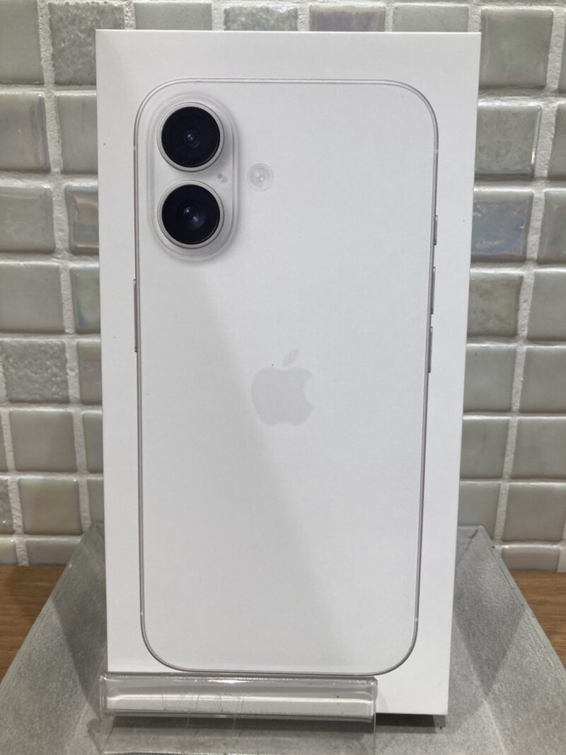 iPhone16
