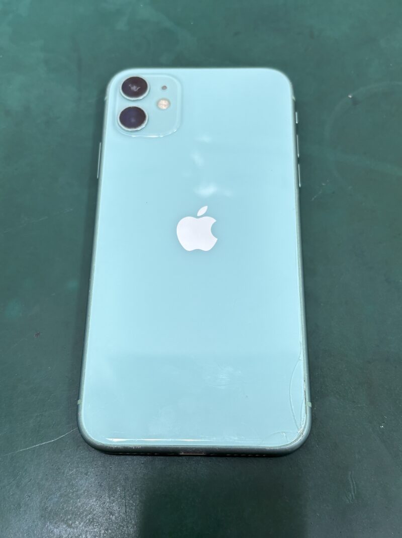 iPhone11Pro 64GB 中古 docomo◯ SIMロックなし 【平塚店】