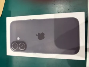 iPhone17 512GB 133,000円