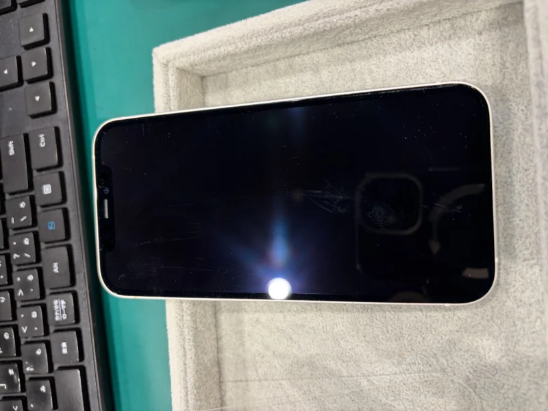iPhone 12 64GB 22,000円
