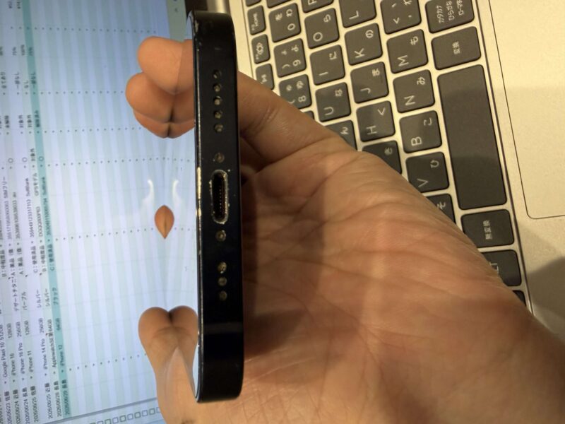 【なんばウォーク店】iPhone 12 64GB を14,000円で買取しました！