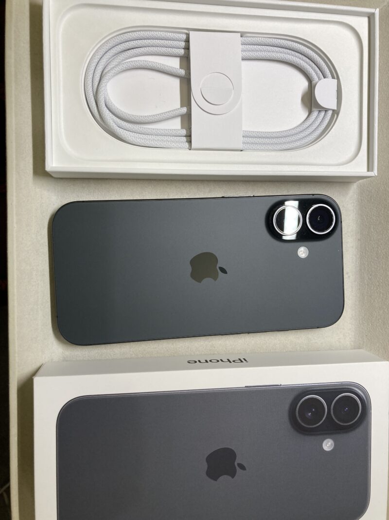 iPhone17