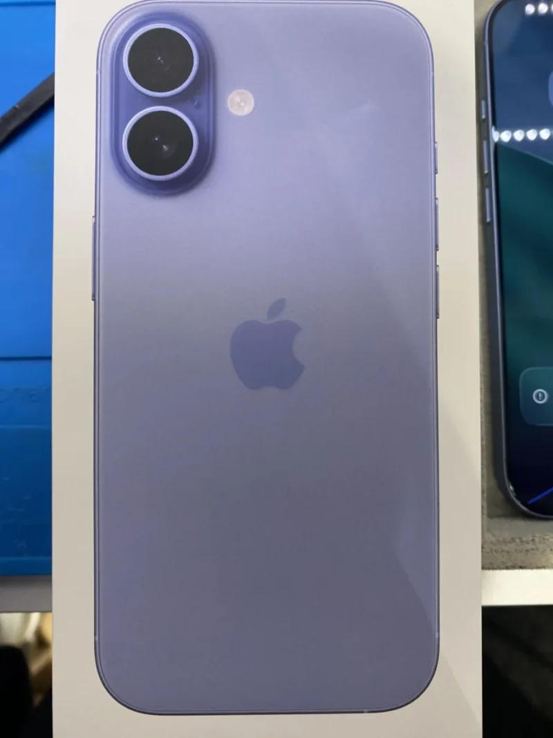 iPhone 17