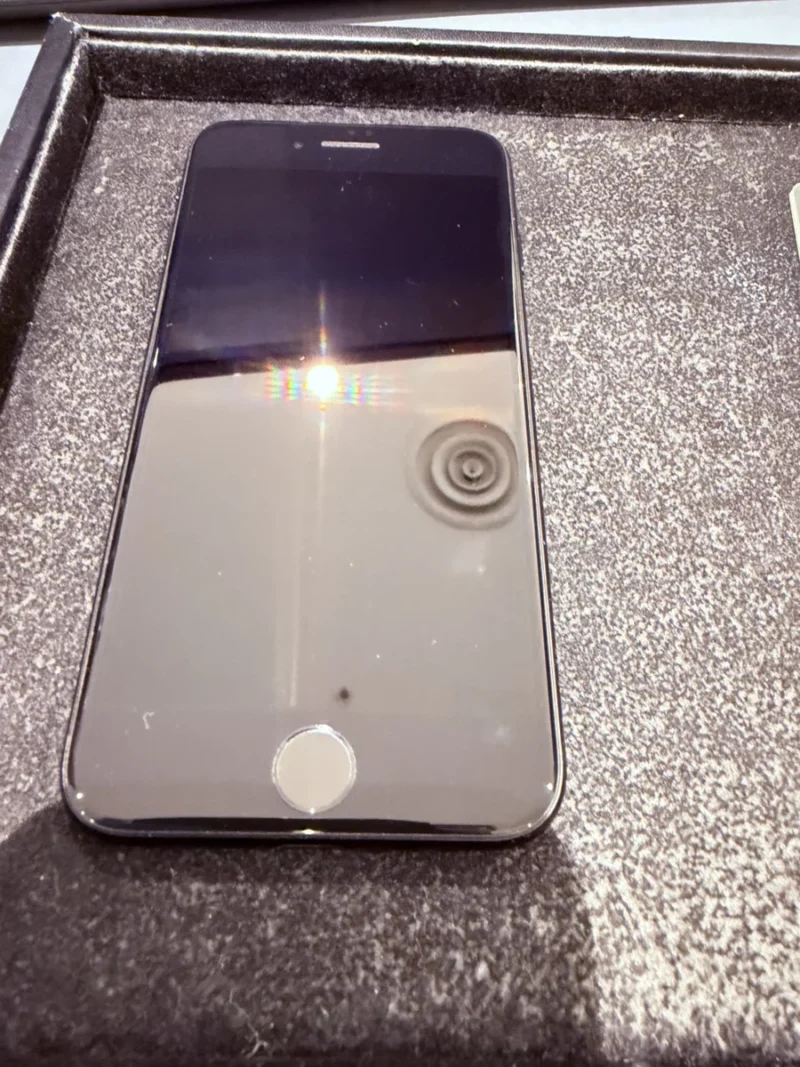 【高崎OPA店】iPhone SE (第2世代) 128GB を8,500円で買取しました！