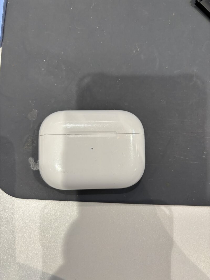 【高崎OPA店】AirPodsPro2世代 【カラー】	ホワイト を3,000円で買取しました！