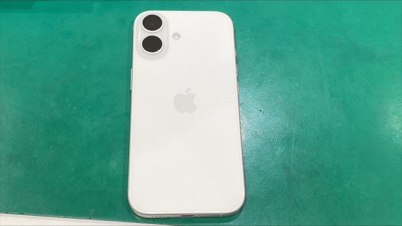 iPhone 17