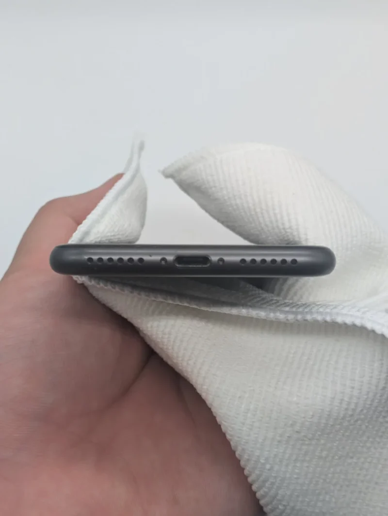 【大阪高槻店】iPhone8 64GB を5,500円で買取しました！