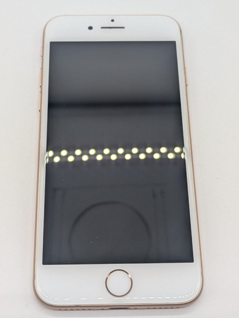 【大阪高槻店】iPhone8 64GB を5,500円で買取しました！