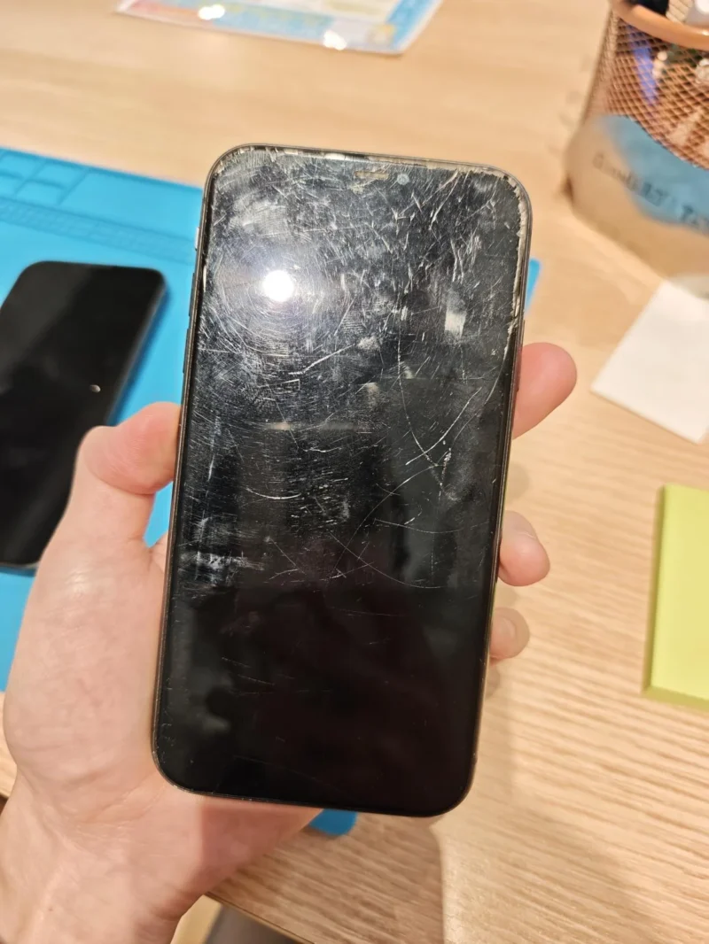 【水戸OPA店】iPhone 11 64GB を7,000円で買取しました！