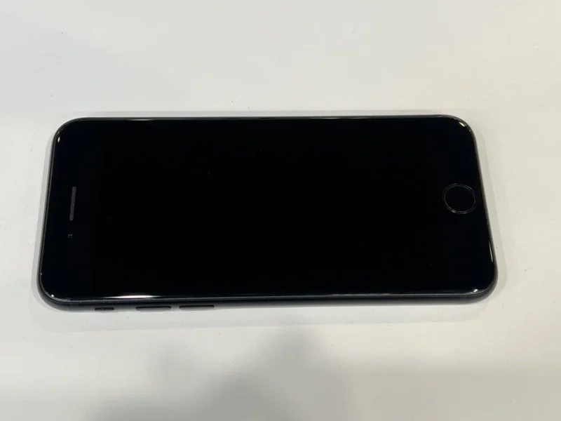 【ぺリエ千葉店】iPhone SE (第3世代) 128GB を10,000円で買取しました！