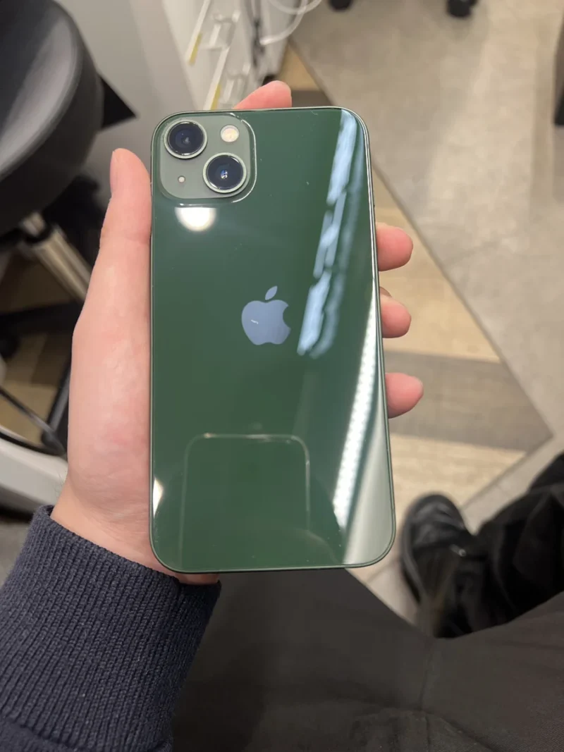 iPhone 13