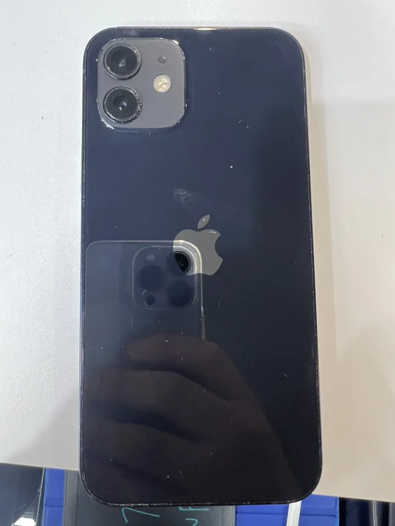 iPhone 12