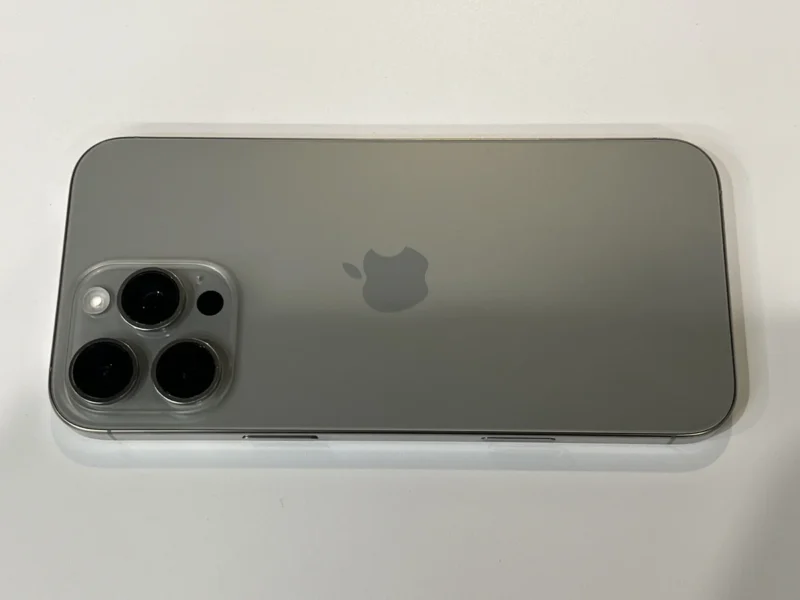 iPhone 16 Pro Max