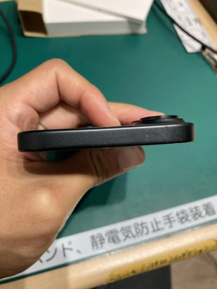 iPhone 16