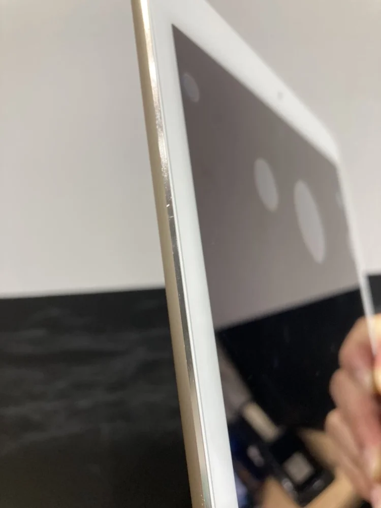【テラスモール湘南店】iPad Air 2 (MNVR2J/A) 32GB を2,000円で買取しました！
