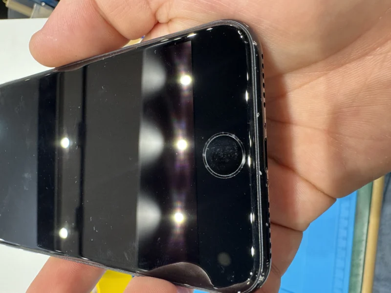 【テラスモール湘南店】iPhone SE (第3世代) 64GB を7,000円で買取しました！