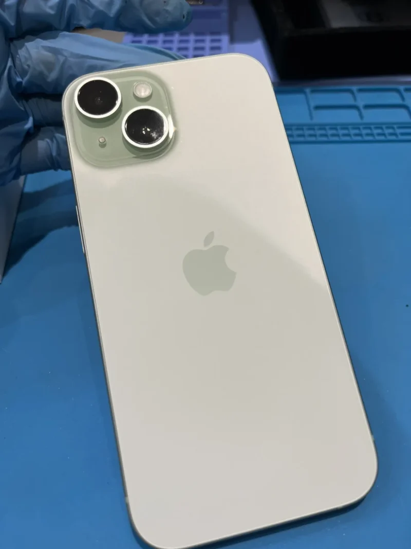 iPhone 15