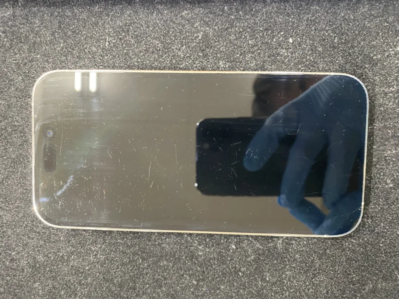 【摂津店】iPhone14pro 256GB を28,000円で買取しました！