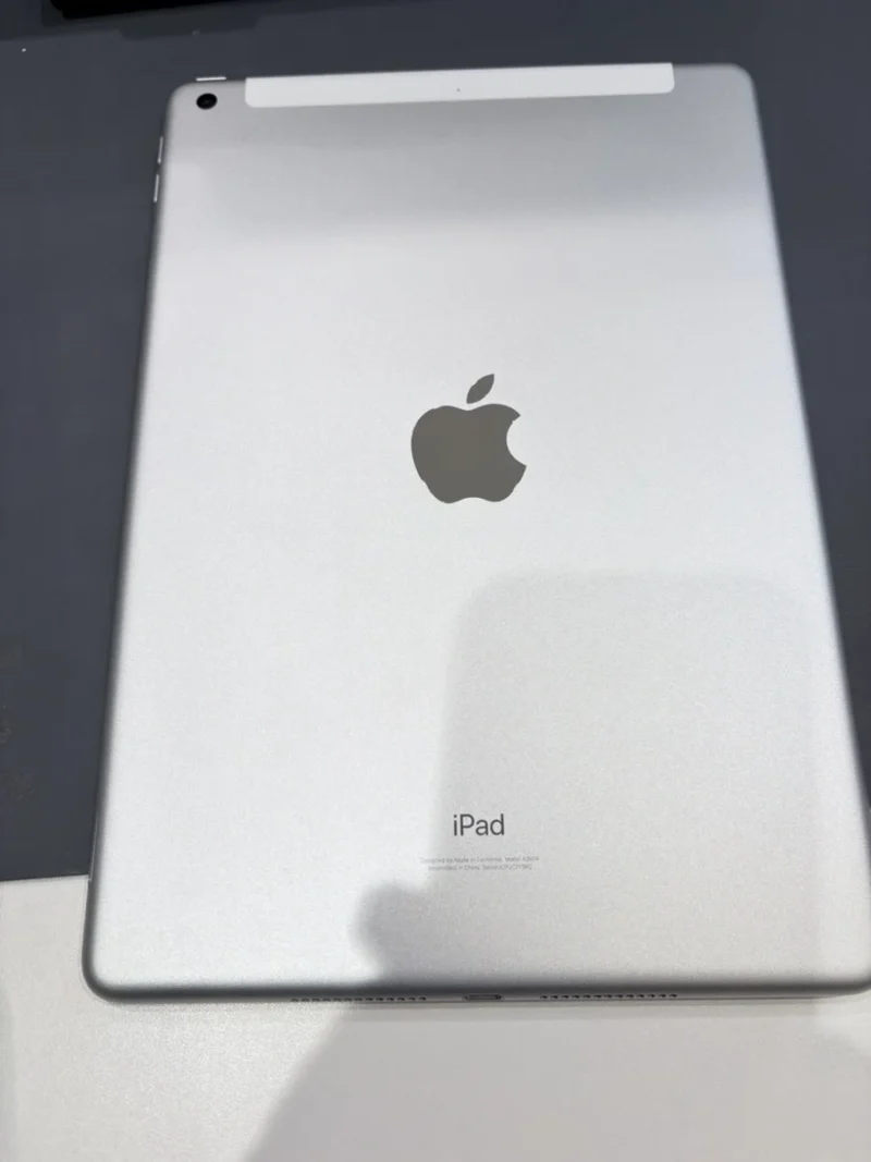 iPad9 cellularモデル